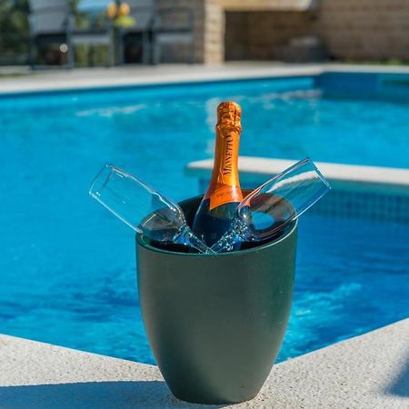 Lisane Ostrovicke Poolincluded - Holiday Home Maslina מראה חיצוני תמונה
